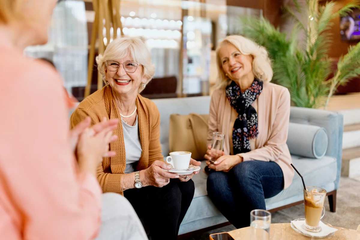 Sfeervolle ontmoetingsruimte in de zorg