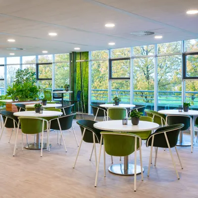 Multifunctionele en duurzame lunchruimte - Afbeelding 4